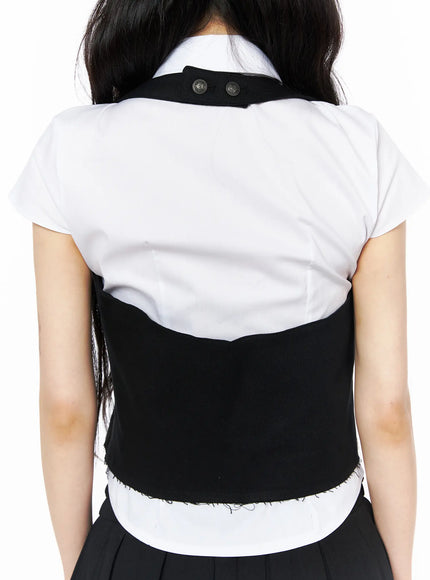 two-button-halter-vest-cu511