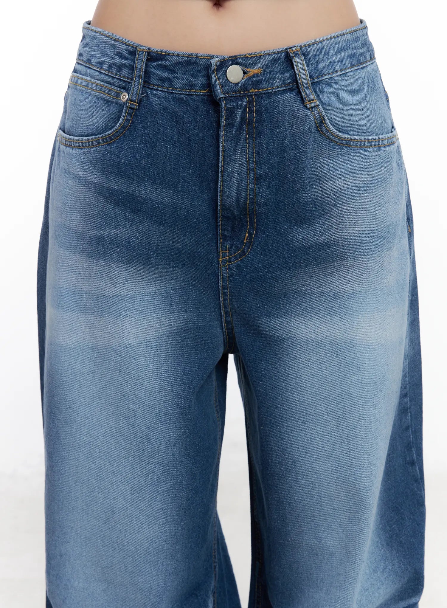 azari-washed-baggy-jeans-cj530