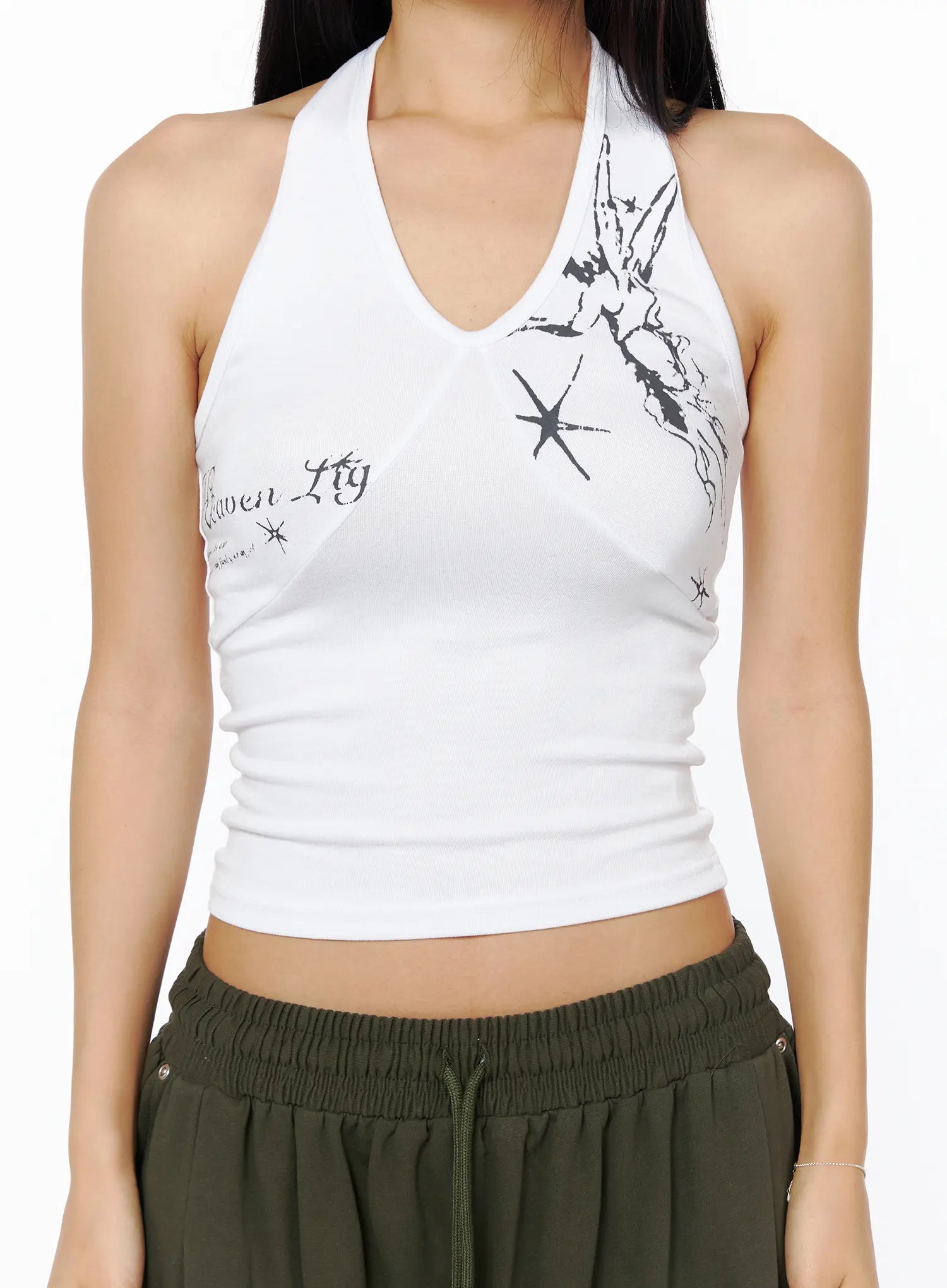 graphic-halter-neck-crop-top-cu512