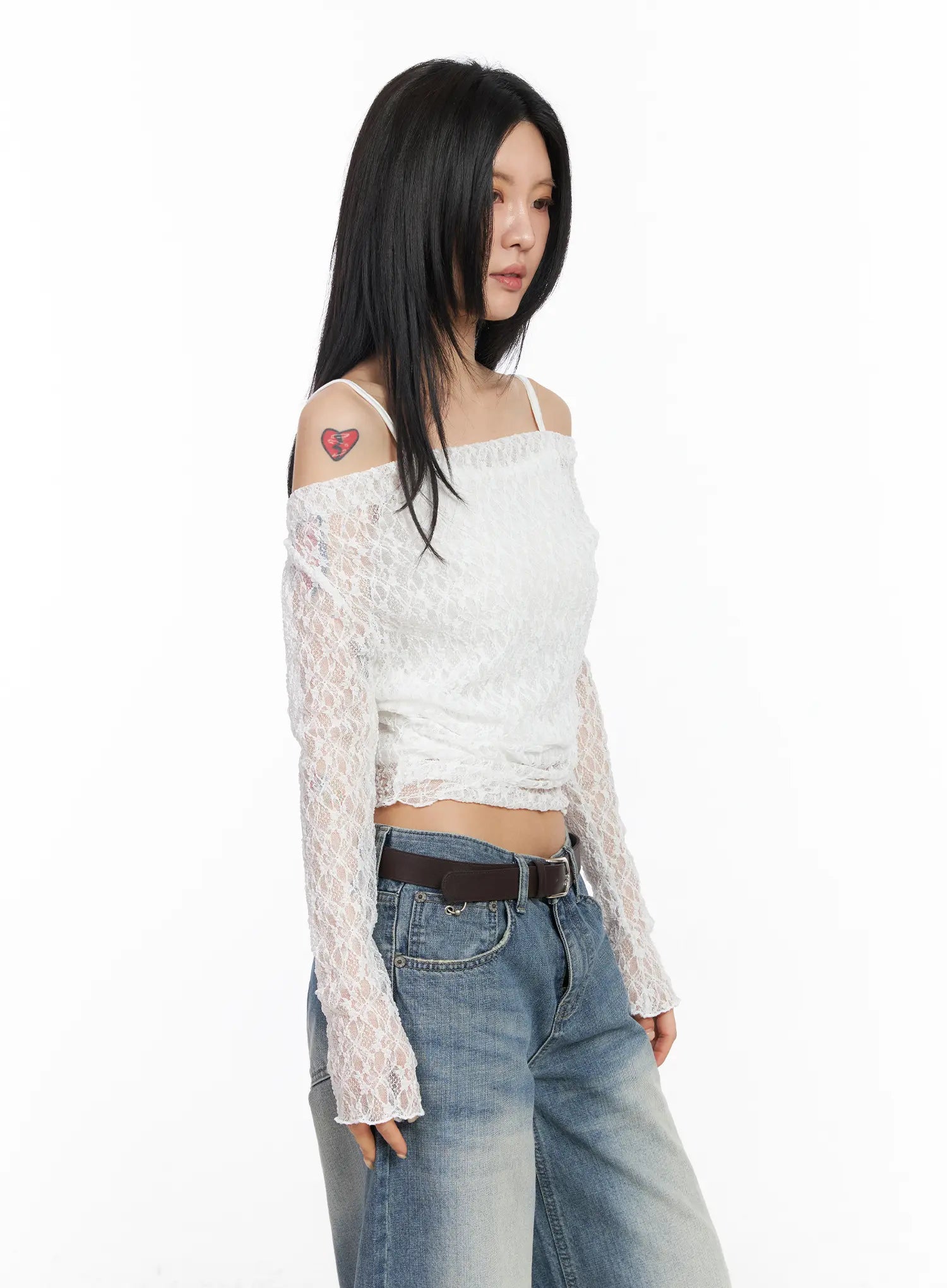 elegant-lace-off-shoulder-blouse-cm516 / White