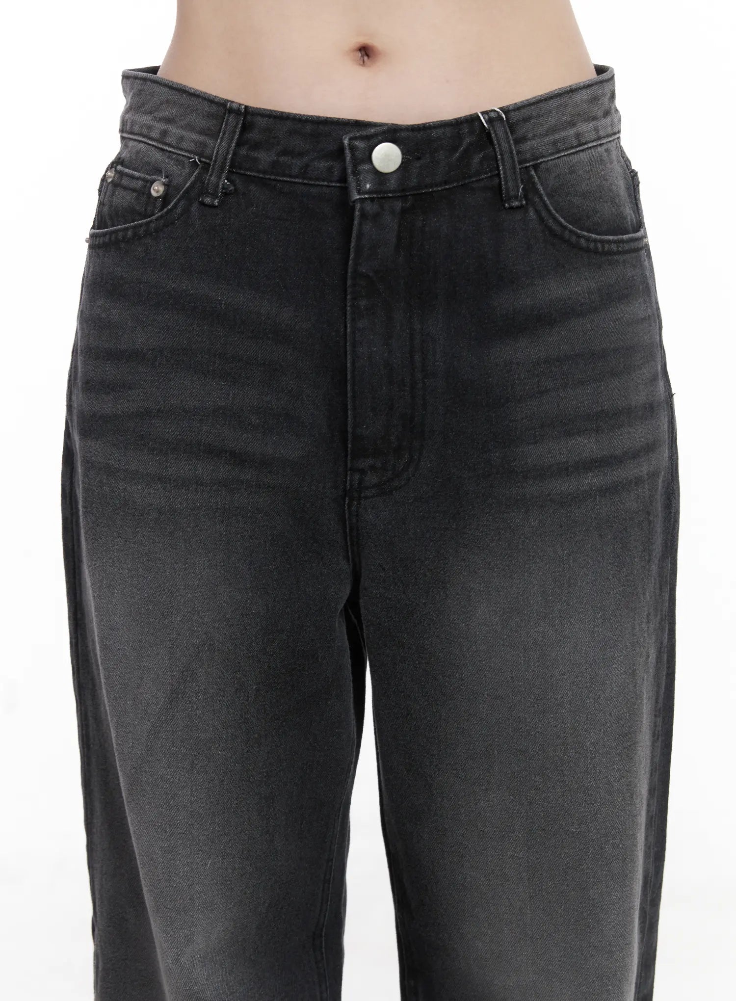 anita-washed-wide-leg-jeans-cj506