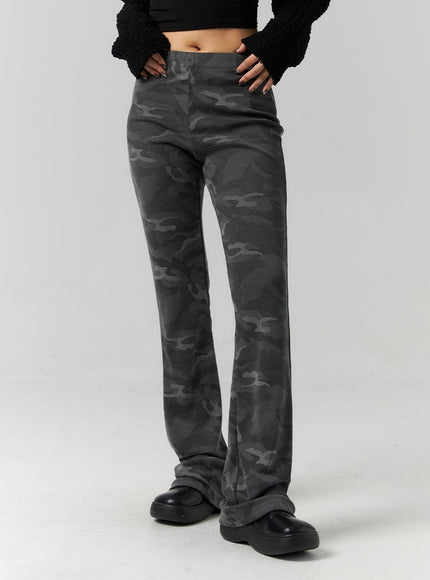 bootcut-camo-slim-pants-cs318