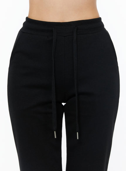 capri-slit-pocket-pants-iu516