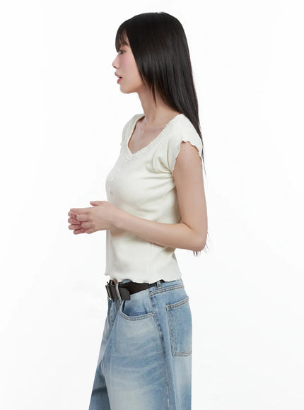 lace-trimmed-button-short-sleeve-il531