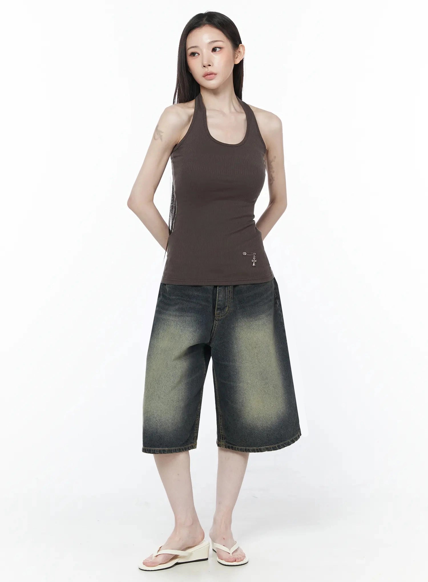 halter-neck-ribbed-tank-top-iu512