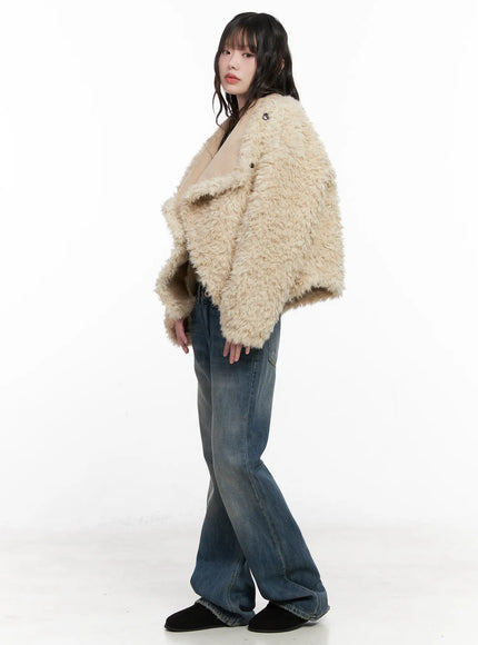 oversized-faux-fur-jacket-cn510