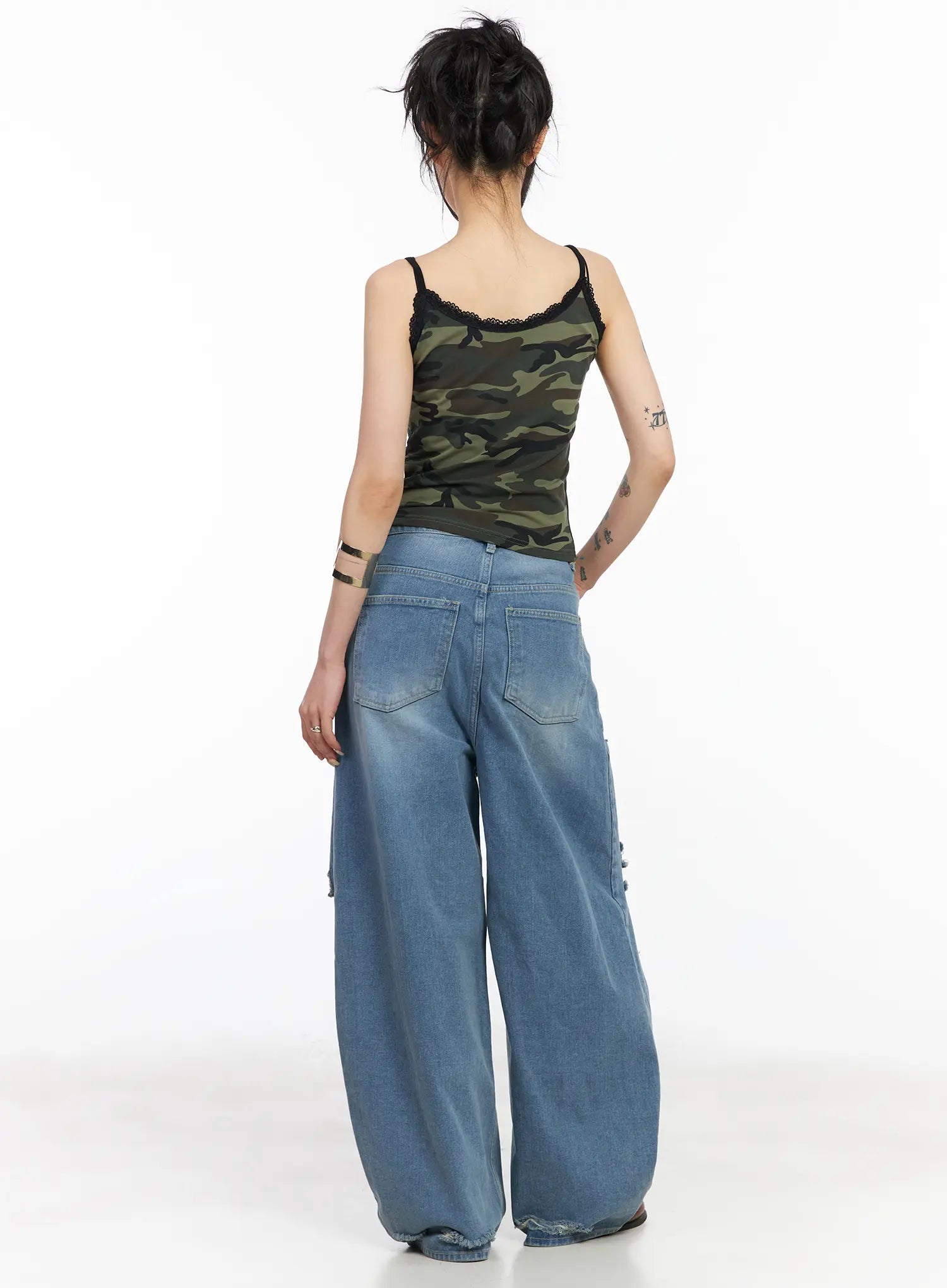 lylah-ripped-wide-leg-jeans-cm517