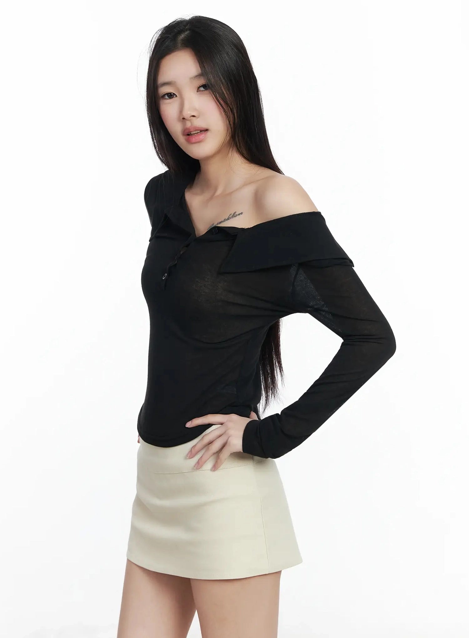 asymmetric-off-shoulder-collar-top-im503