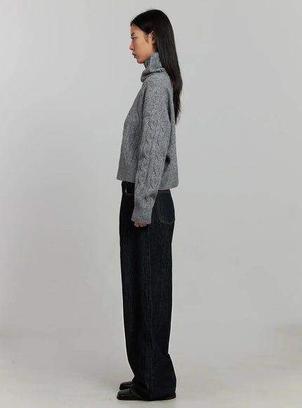 cable-knit-turtleneck-sweater-ij502