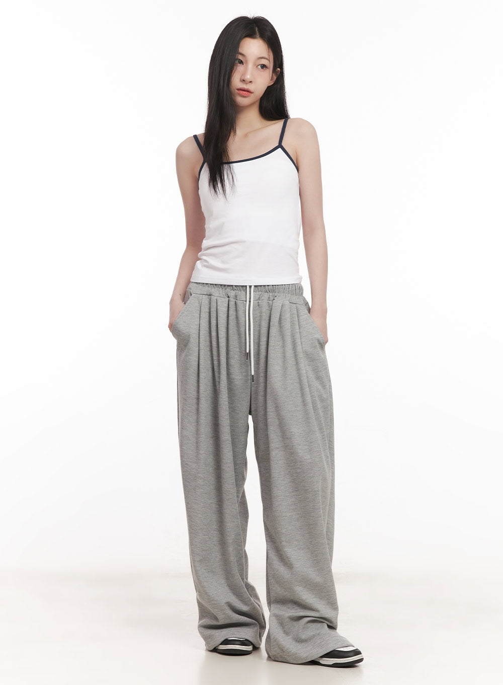 cozy-pintuck-wide-leg-sweatpants-cm517