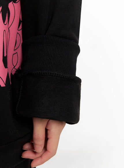 bold-graphic-oversized-hoodie-in503
