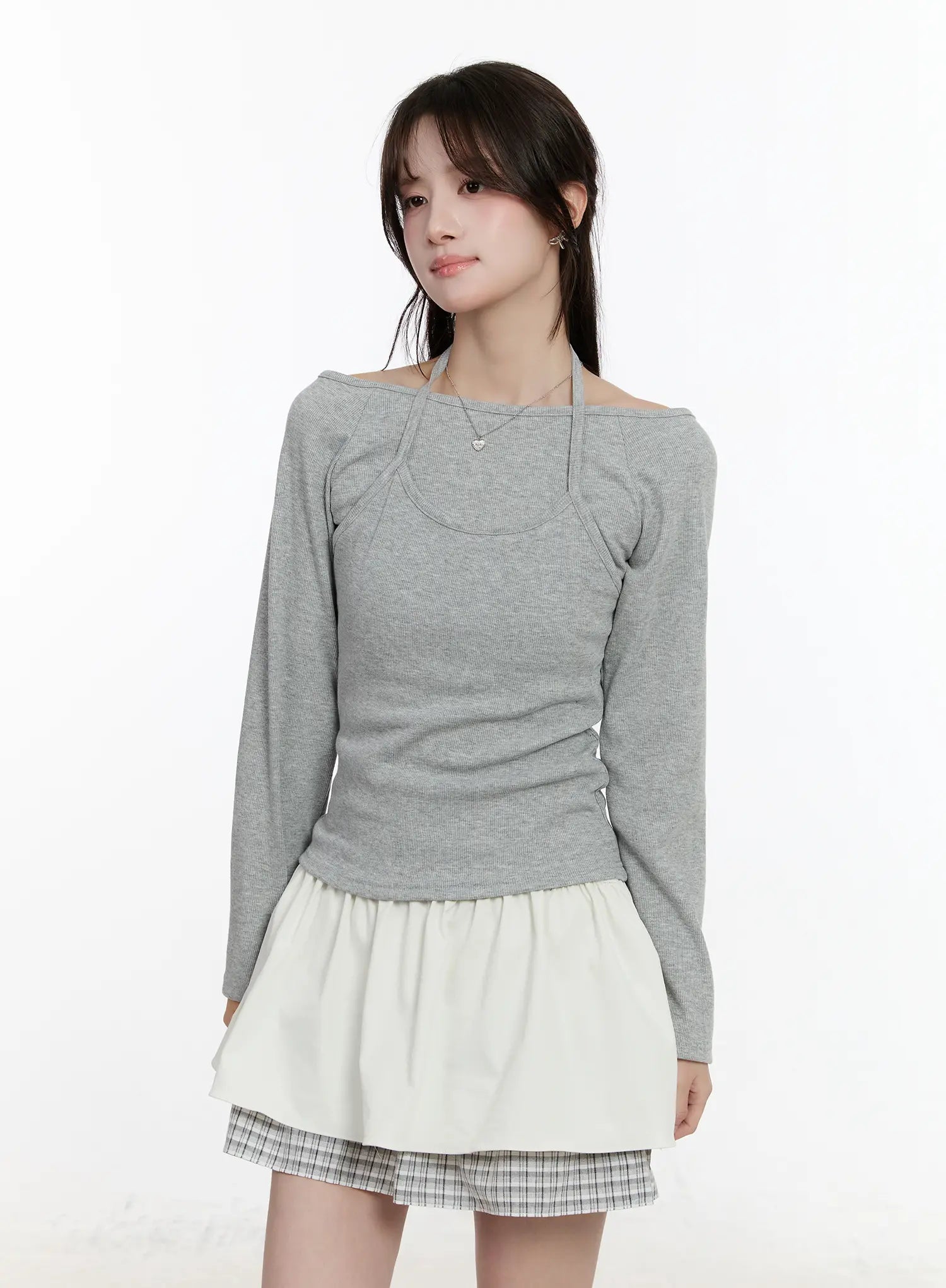 layered-off-shoulder-long-sleeve-top-cm510