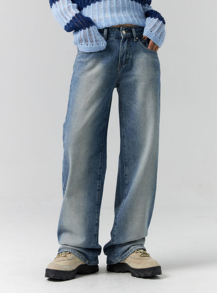 washed-denim-straight-jeans-cs313