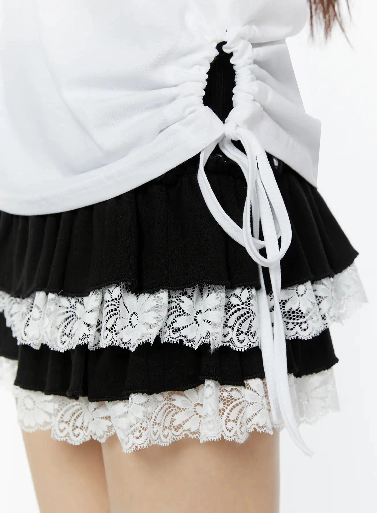 heart-patch-one-shoulder-oversized-t-shirt-iu518