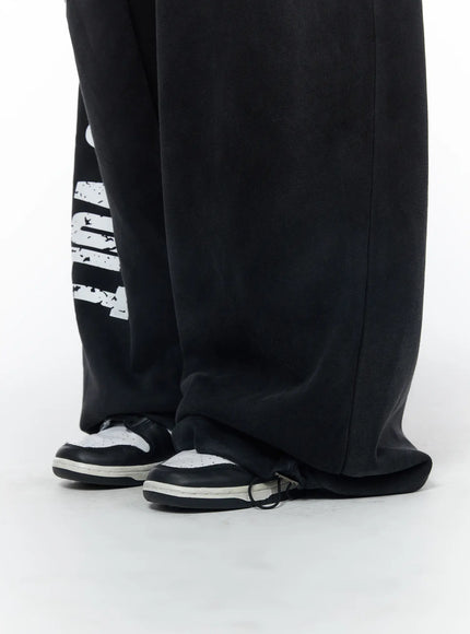 bold-graphic-wide-leg-sweatpants-ca517