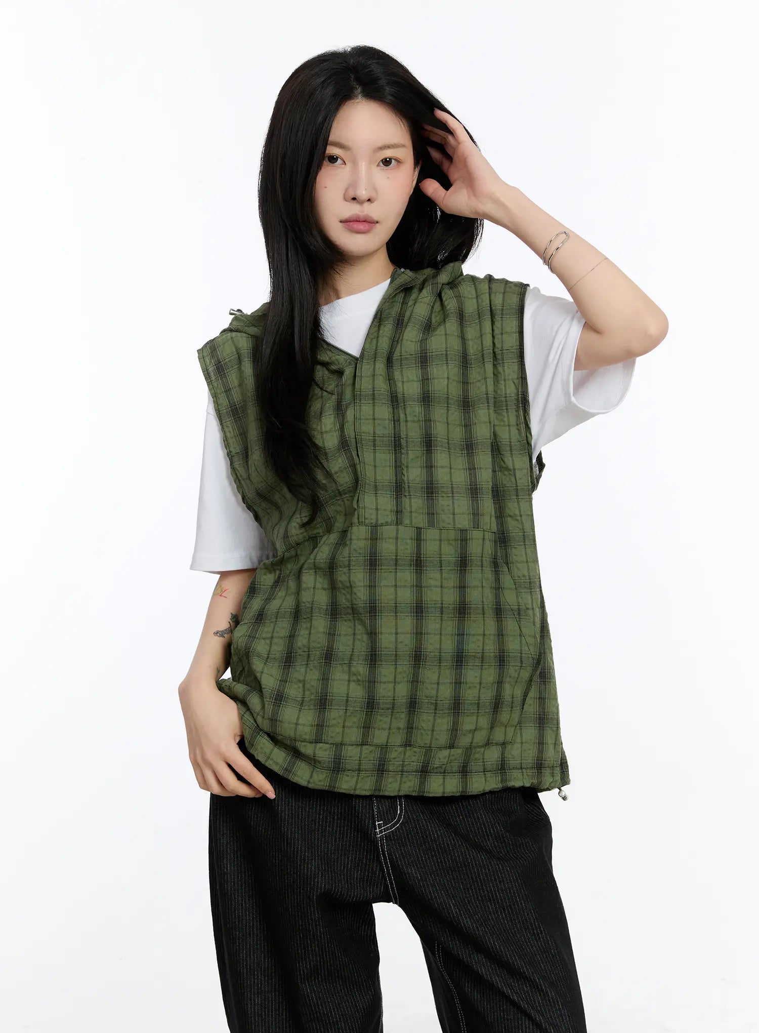 checkered-hooded-vest-ca506