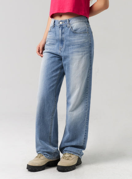 straight-leg-jeans-cu329