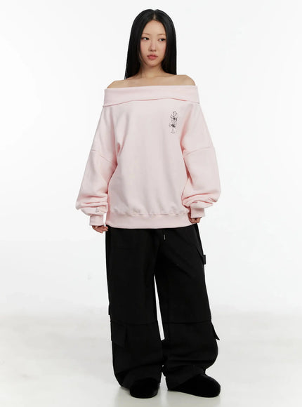 off-shoulder-graphic-sweatshirt-id525