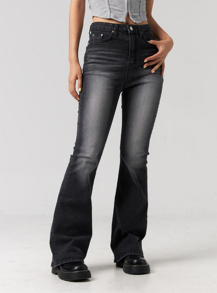 modern-slim-bootcut-jeans-cg319