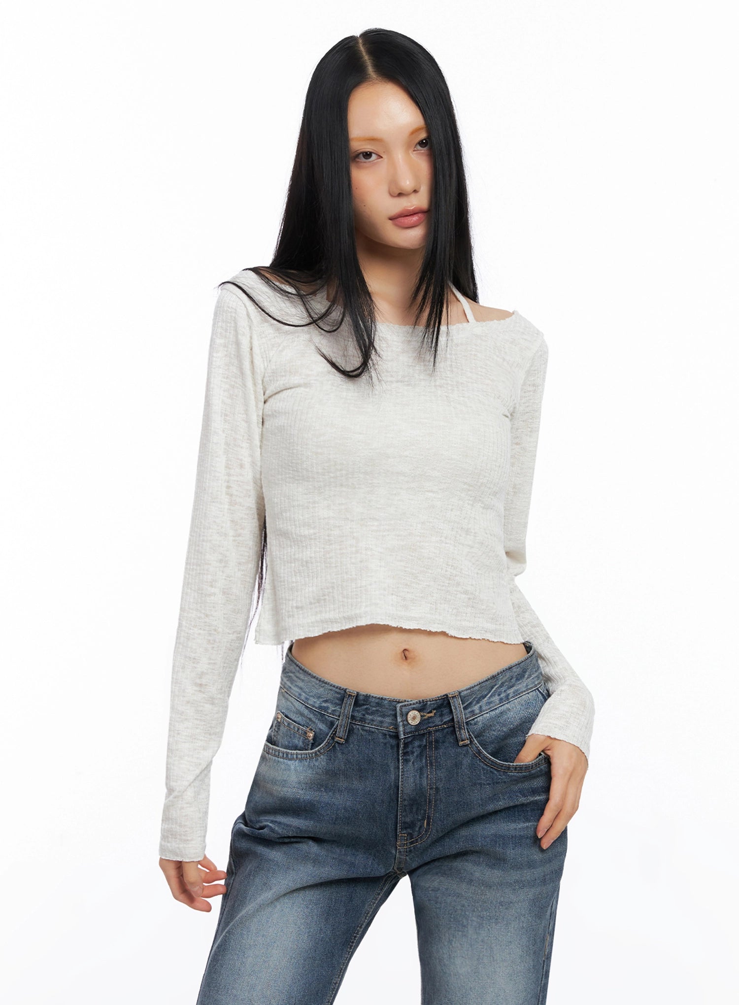 ribbed-halterneck-top-co516