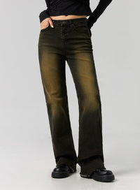 slim-washed-bootcut-jeans-cg329