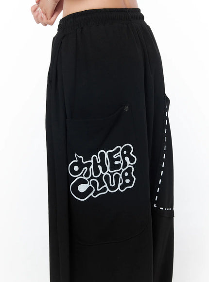 wide-leg-graphic-sweatpants-cy512