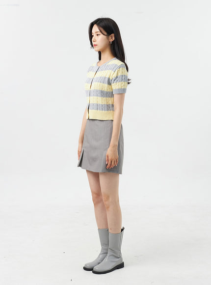 stripe-button-sweater-ou308