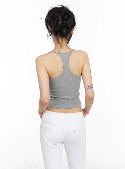 simple-halter-neck-top-cm517