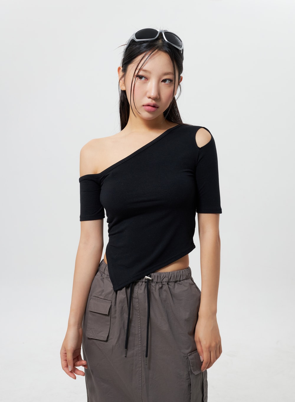 cut-out-unbalanced-top-cy324