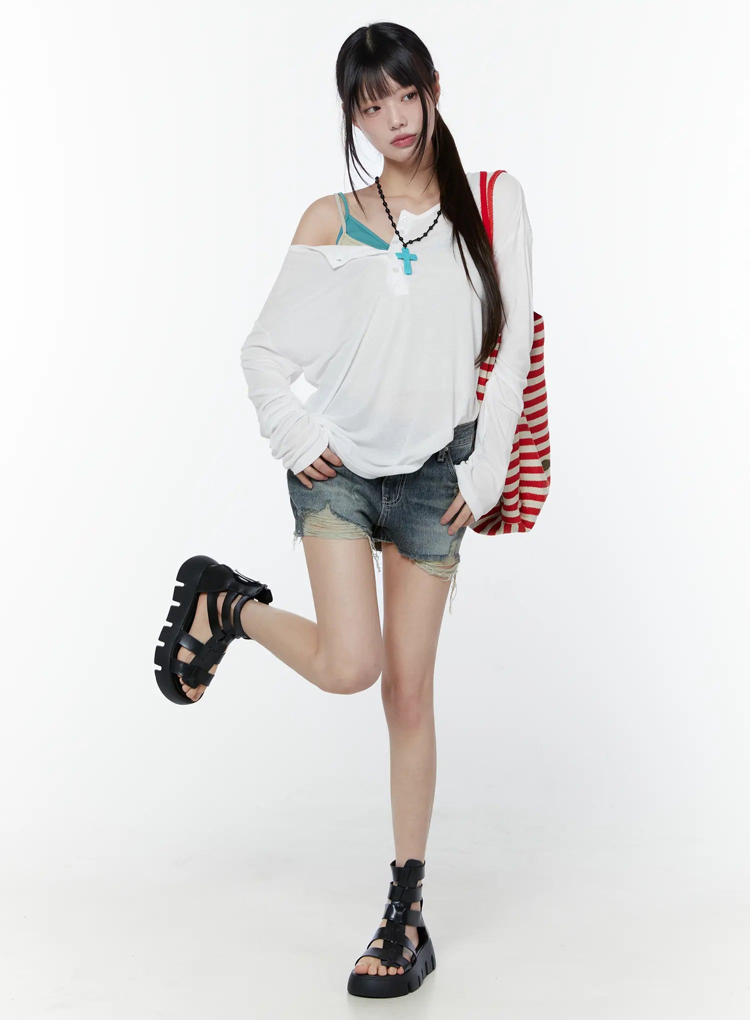 vintage-distressed-denim-shorts-cu508