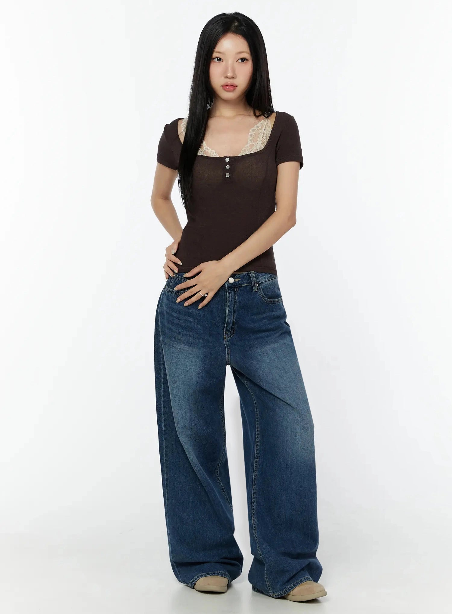 lace-trim-square-neck-top-iu522
