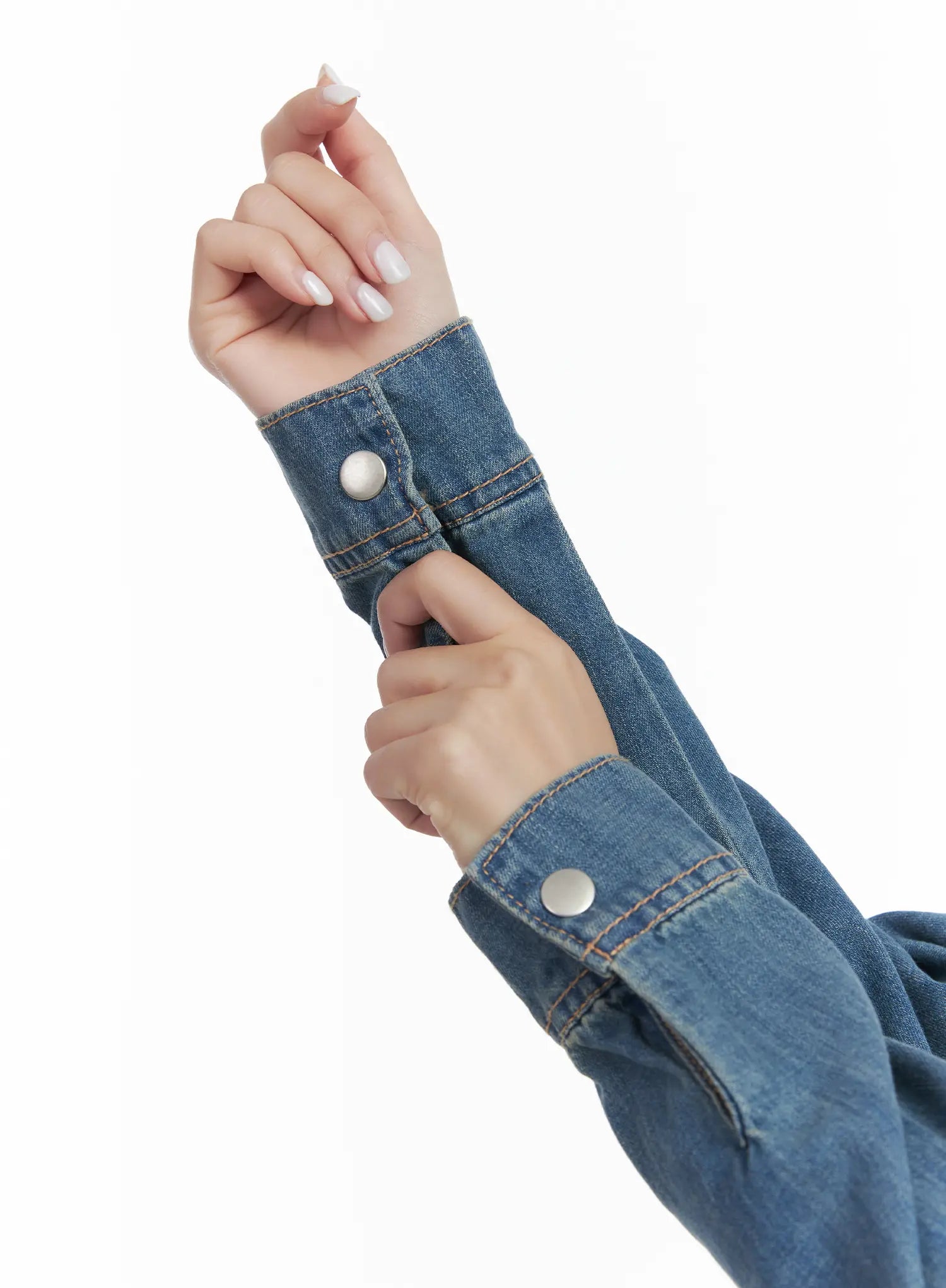 washed-denim-long-sleeve-shirt-cn528