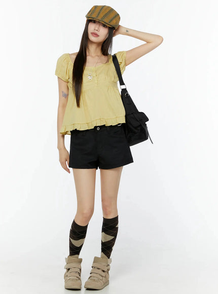 square-neck-ruffle-blouse-iu518
