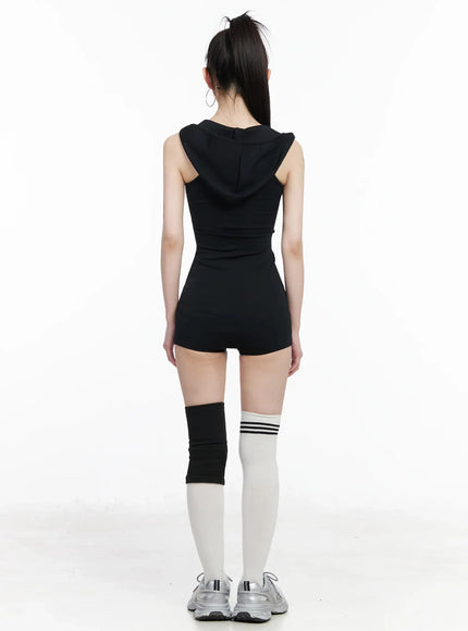 sleek-hooded-jumpsuit-iy511