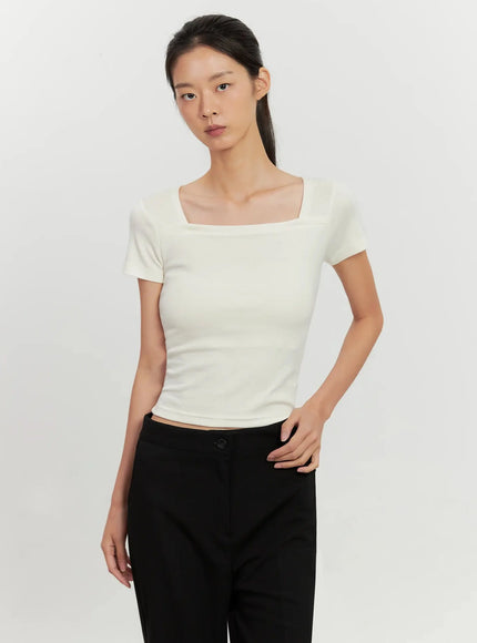 classic-square-neck-top-il528