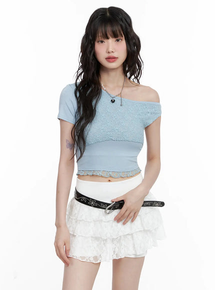 asymmetric-off-shoulder-lace-trim-top-il531