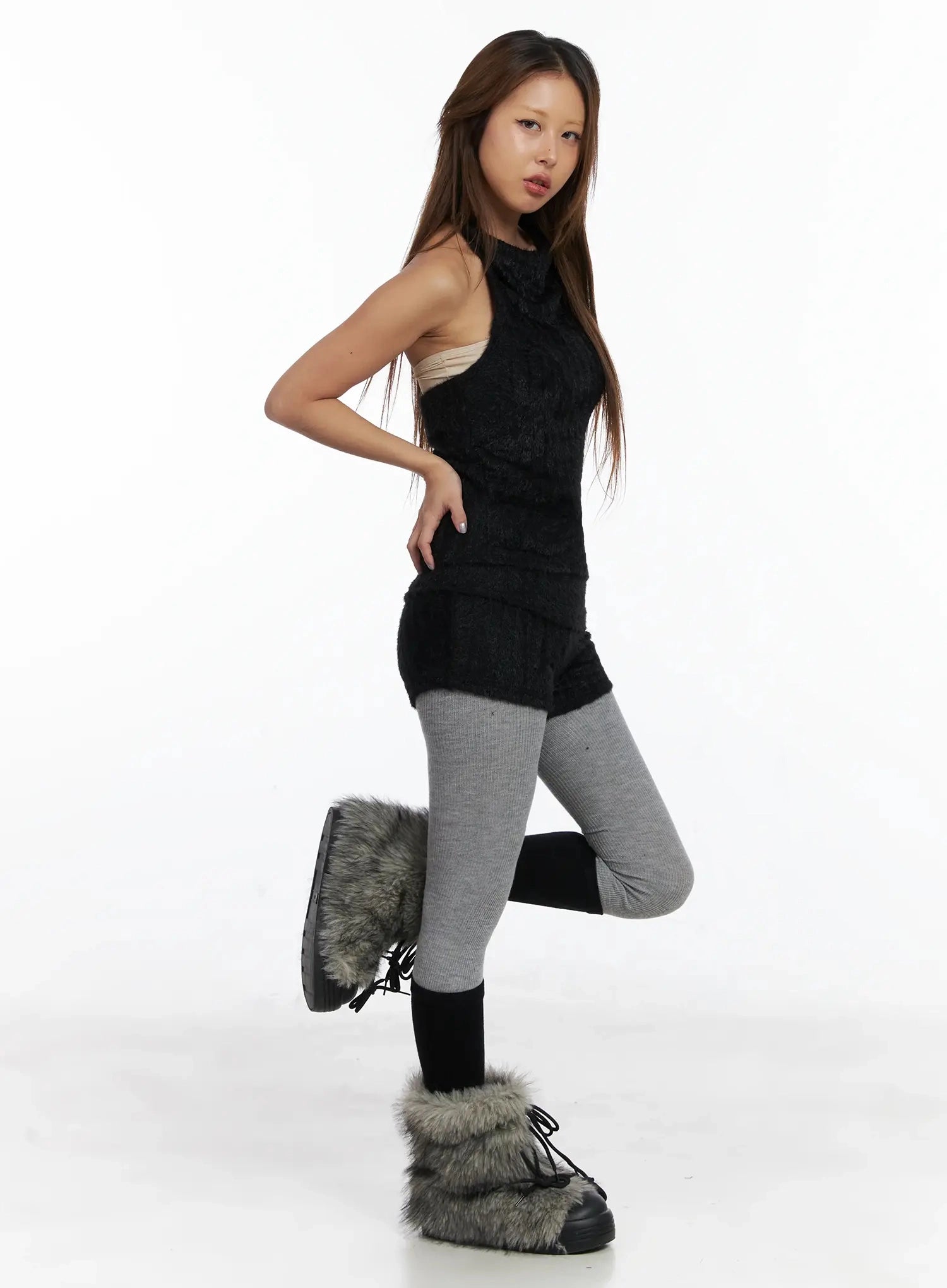 textured-knit-turtleneck-top-in528