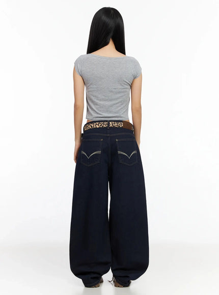 cute-graphic-boat-neck-t-shirt-ca513