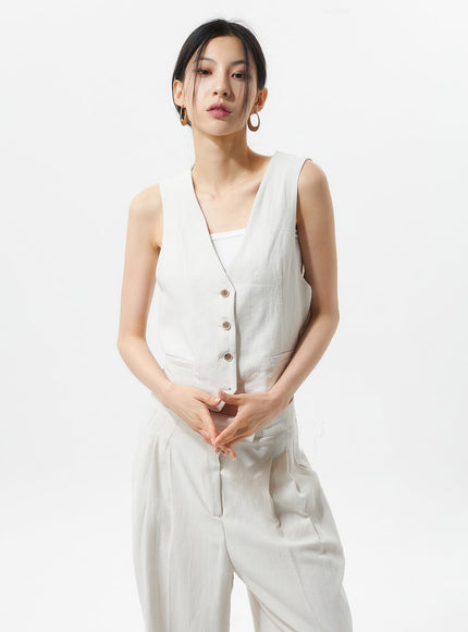 cropped-button-vest-iu326