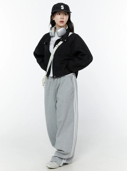 cropped-windbreaker-jacket-iy507