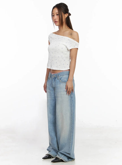 asymmetric-floral-off-shoulder-crop-top-iy514