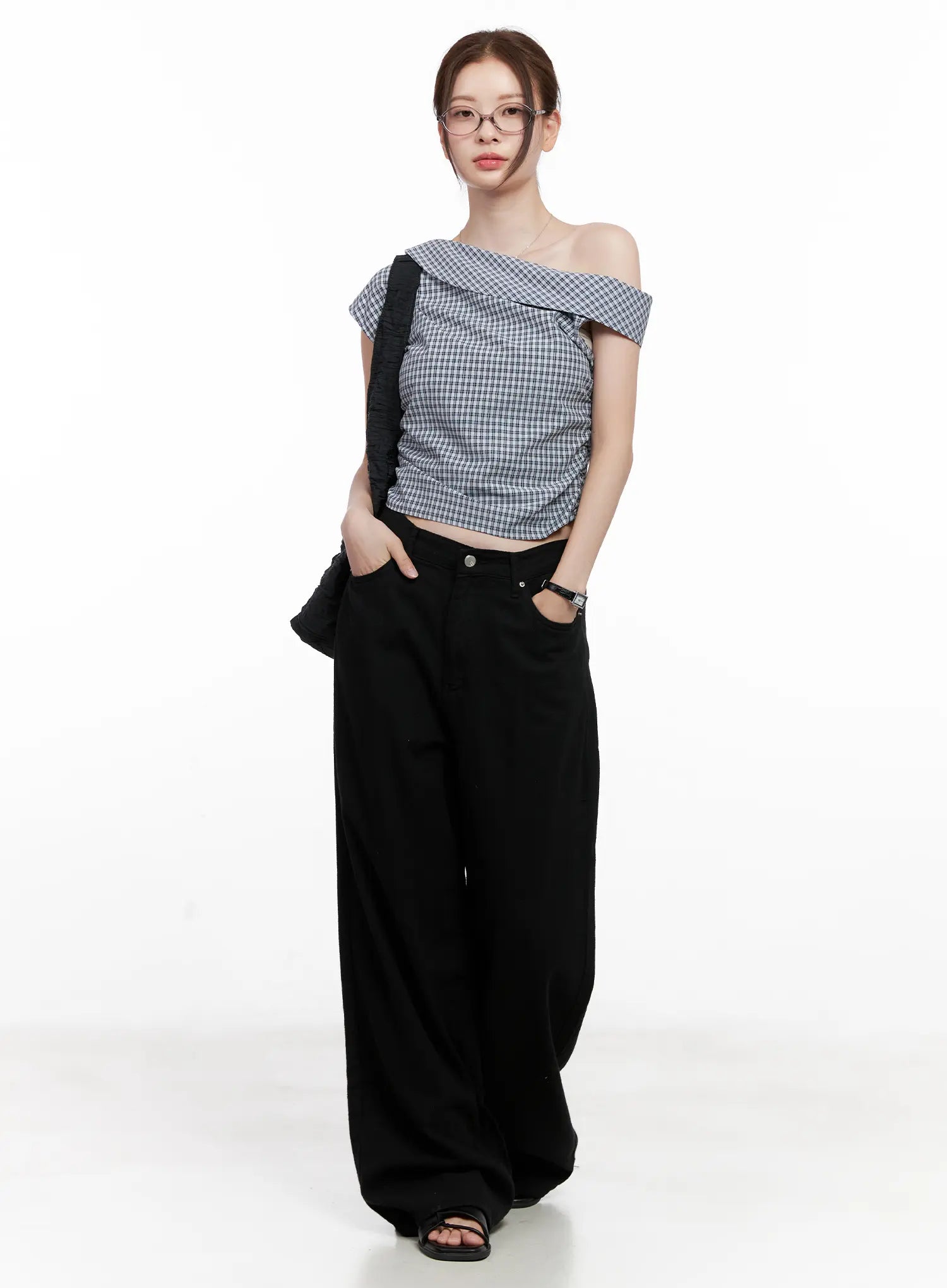 gingham-off-shoulder-crop-top-cl524