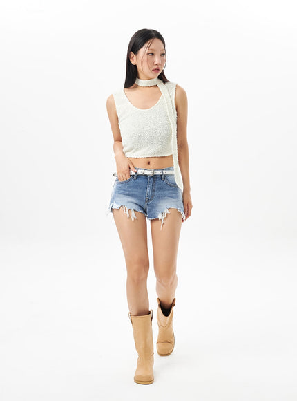 ripped-denim-shorts-cu319