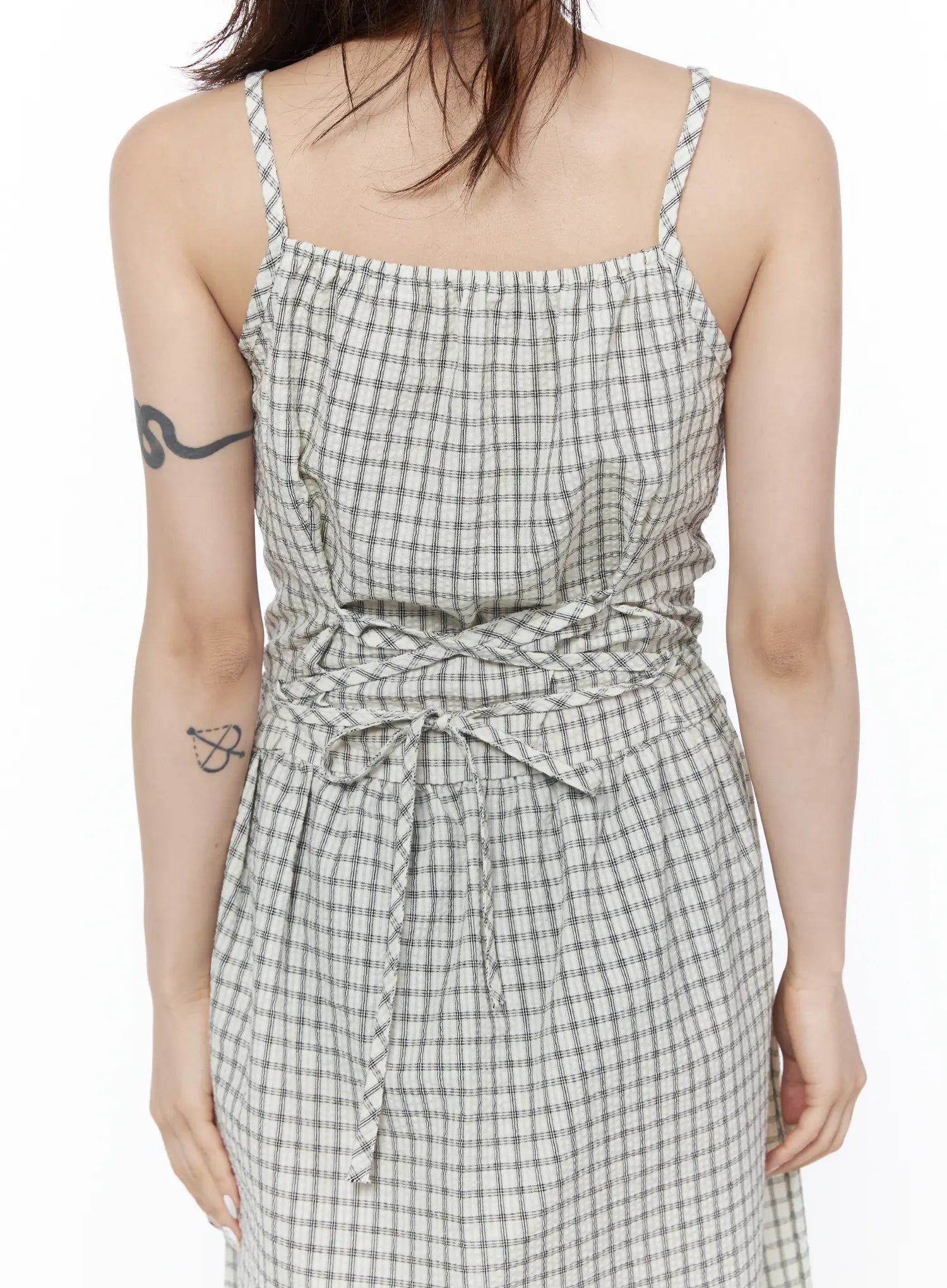 ruched-henley-tiered-mini-dress-cu504