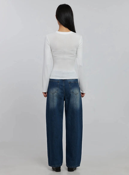 slim-round-long-sleeve-top-ij508