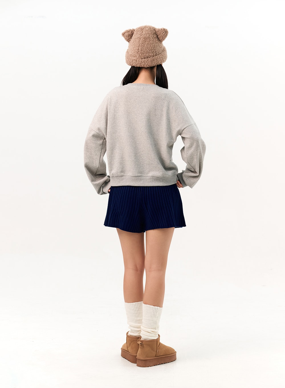 ribbed-knit-shorts-io317