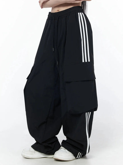 wide-leg-striped-nylon-cargo-pants-iu512