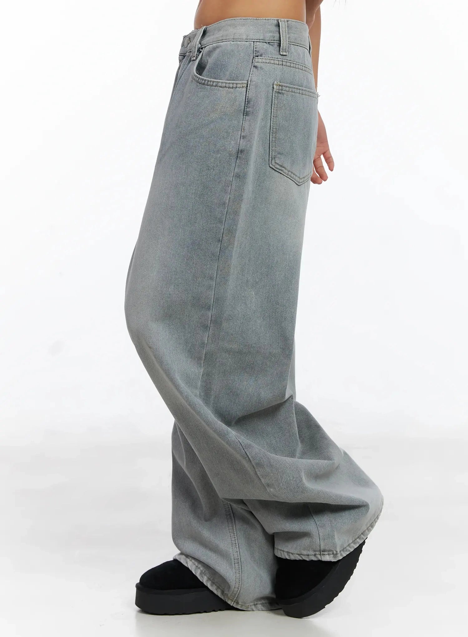 avani-low-rise-baggy-jeans-in528
