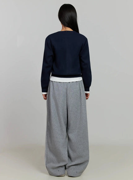 round-neck-knit-cardigan-ij505