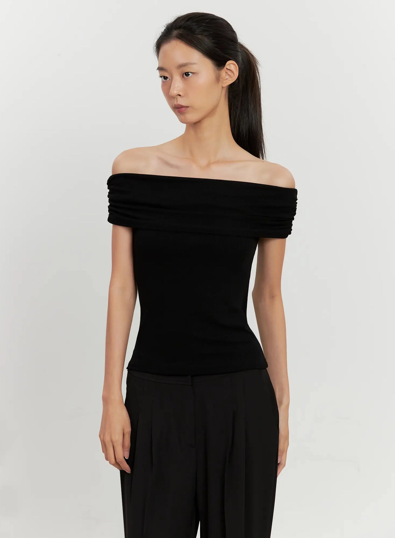 classic-off-shoulder-top-il528